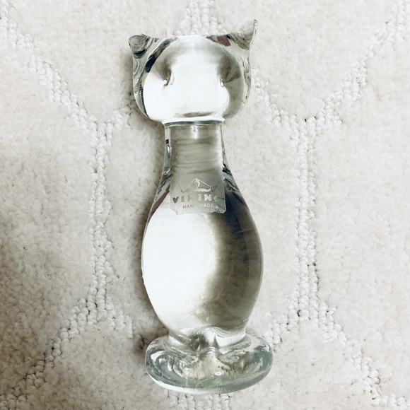 Vintage Viking Rainbow Glass MCM Crystal Cat Figure 5.75” Paperweight Figurine - Picture 2 of 9